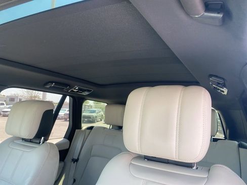 Used 2021 Land Rover Range Rover Westminster Edition image 16