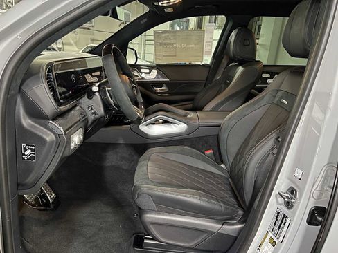 New 2025 Mercedes-Benz GLS 63 AMG AMG GLS 63 image 20
