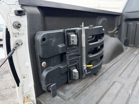 Used 2011 Ford F150 Lariat Limited image 43