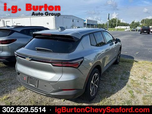 Used 2026 Chevrolet Equinox EV LT w/ Comfort Package FWD image 7