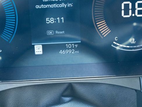 Used 2025 Hyundai Sonata SEL FWD image 10