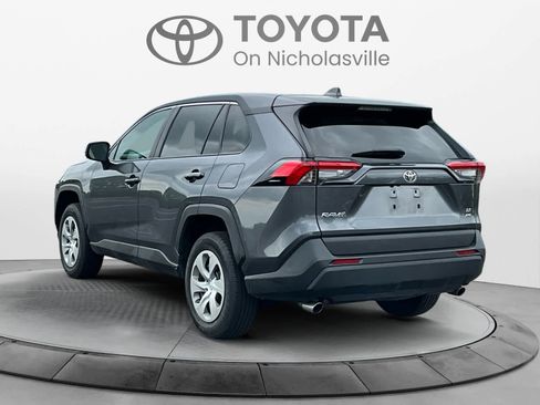Used 2023 Toyota RAV4 LE AWD/4WD image 3