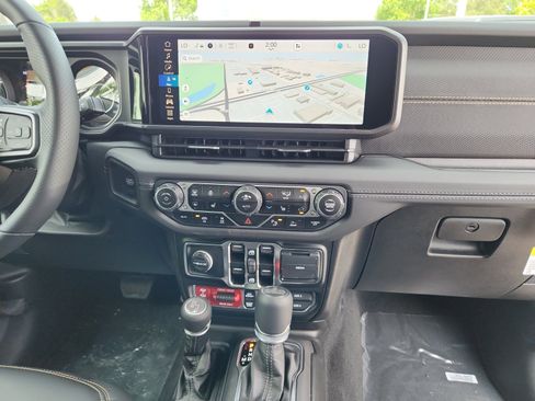 New 2025 Jeep Wrangler Unlimited Rubicon 392 image 20