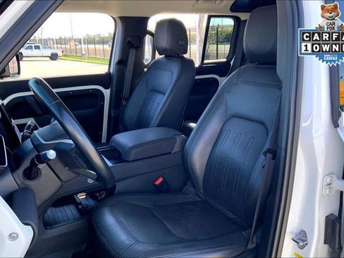 Used 2022 Land Rover Defender 110 S image 25