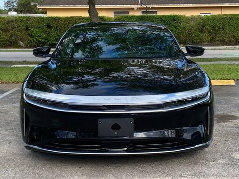 Used 2024 Lucid Air Pure image 2