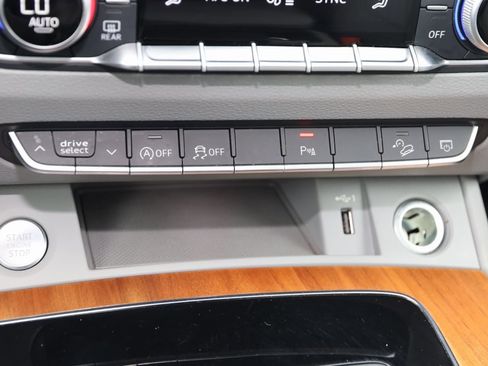 Used 2022 Audi Q5 2.0T Premium Plus image 32