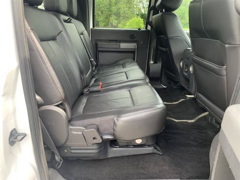 Used 2012 Ford F250 Lariat w/ Chrome Pkg AWD/4WD image 28