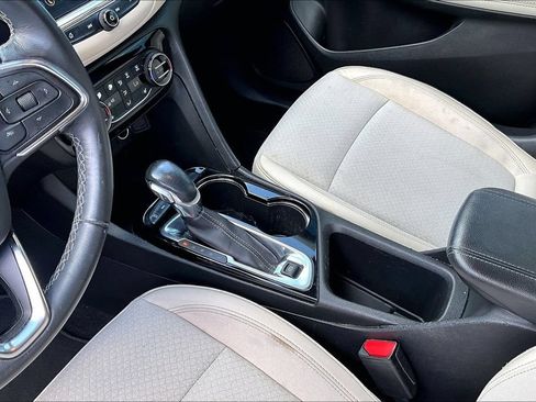 Used 2021 Buick Encore GX Select w/ Sport Touring Package AWD/4WD image 15