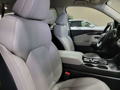 Certified 2025 Honda Pilot EX-L image 15