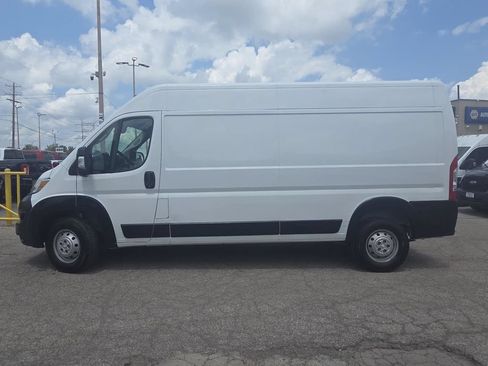 Used 2023 RAM ProMaster 2500 FWD image 10