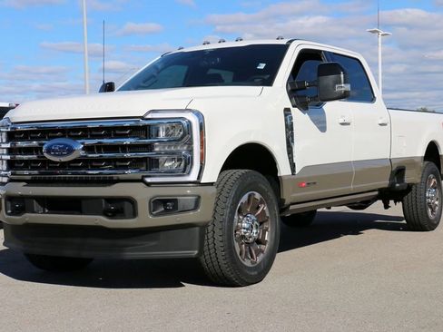New 2026 Ford F350 King Ranch w/ FX4 Off-Road Package AWD/4WD image 1