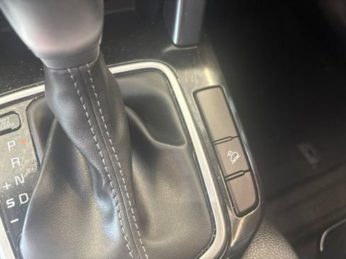 Used 2025 Kia Seltos S FWD image 39