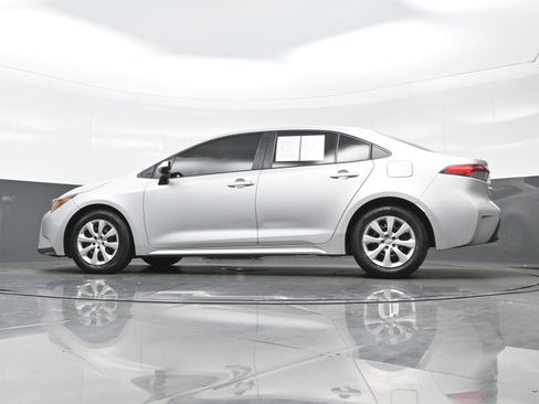 Used 2024 Toyota Corolla LE FWD image 26
