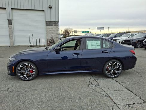 New 2026 BMW 330i xDrive Sedan w/ M Sport Package image 4