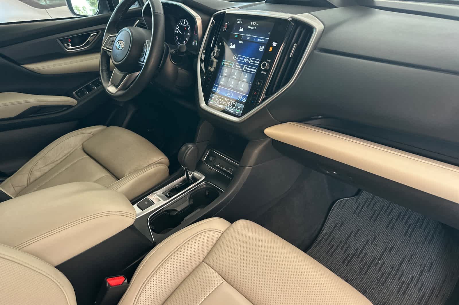 Used 2023 Subaru Ascent Limited w/ Technology Package AWD/4WD image 18