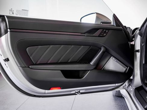 Used 2026 Porsche 911 Targa 4 GTS image 12