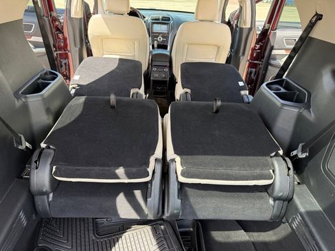 Used 2018 Ford Explorer Platinum AWD/4WD image 41