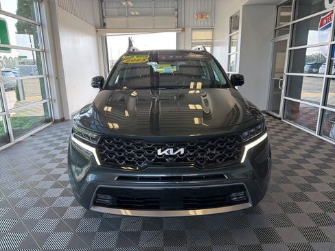 Used 2023 Kia Sorento SX Prestige AWD/4WD image 2