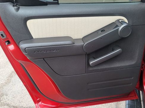 Used 2008 Ford Explorer Sport Trac XLT image 21