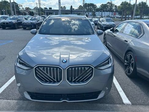 Used 2025 BMW X3 xDrive30i w/ Premium Package AWD/4WD image 1