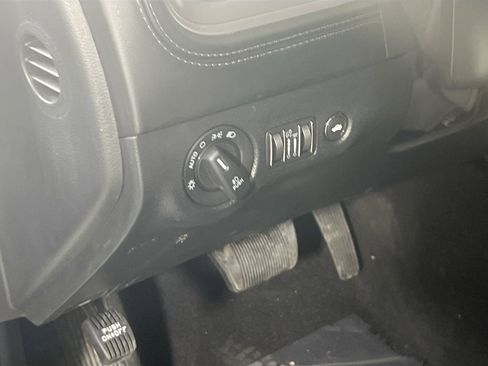 Used 2023 Dodge Charger GT w/ Plus Group image 10