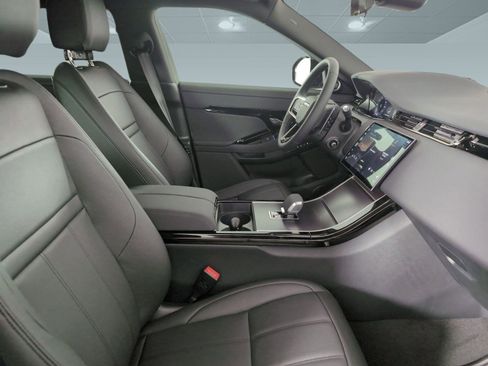 Used 2026 Land Rover Range Rover Evoque Dynamic SE image 19