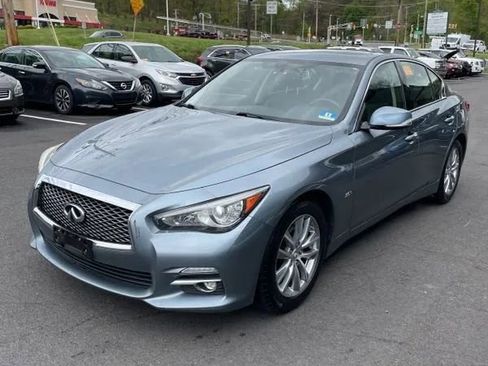 Used 2017 INFINITI Q50 3.0t Premium w/ 3.0T Premium Plus Package AWD/4WD image 1