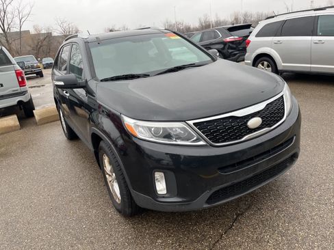 Used 2014 Kia Sorento LX image 23