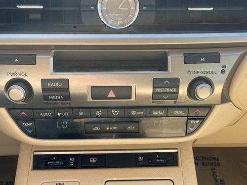 Used 2013 Lexus ES 350 image 12