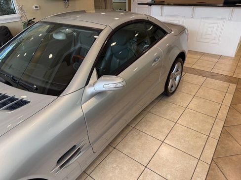 Used 2005 Mercedes-Benz SL 500 image 12