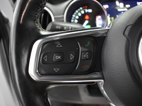 Used 2022 Jeep Wrangler Unlimited Sahara w/ Cold Weather Group image 31