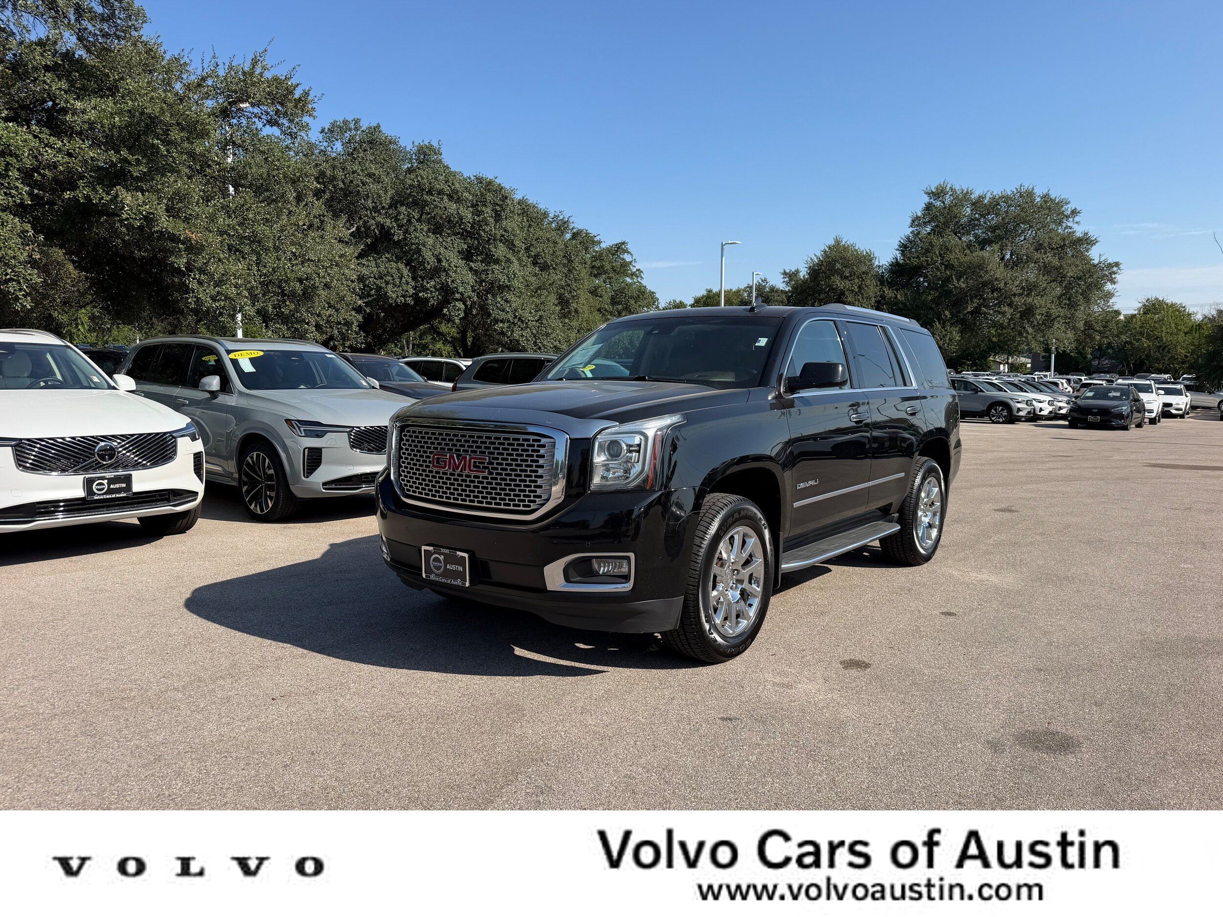 Used 2015 GMC Yukon Denali AWD/4WD image 1