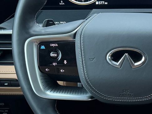 Used 2025 INFINITI QX80 Sensory image 20