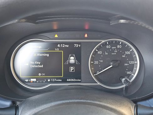 Used 2023 Nissan Versa SV FWD image 10