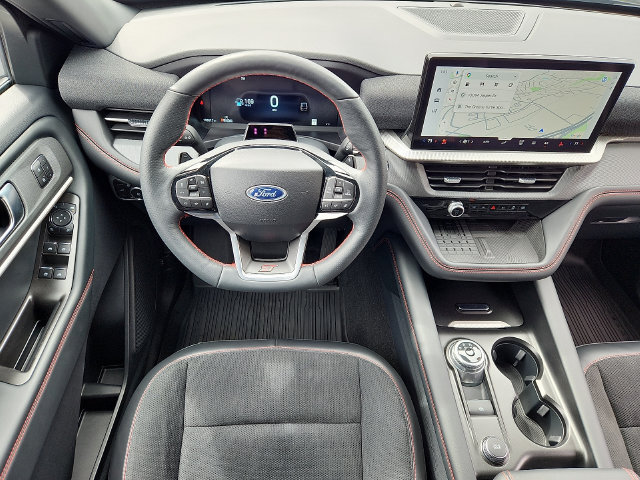 Certified 2025 Ford Explorer ST AWD/4WD image 13