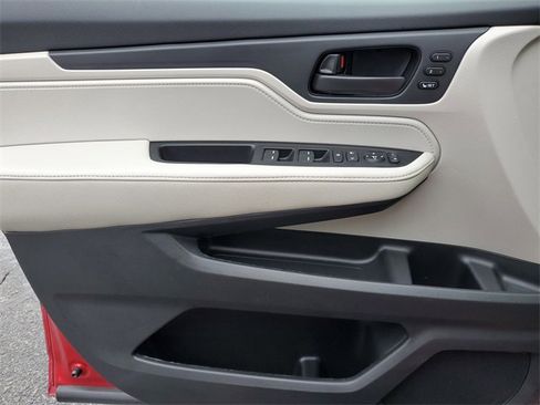 Used 2025 Honda Odyssey EX-L image 16