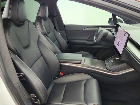 Used 2022 Tesla Model X Plaid image 30