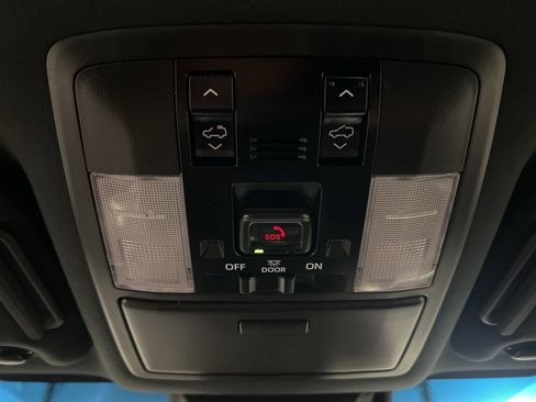 Used 2023 Lexus GX 460 Premium image 28