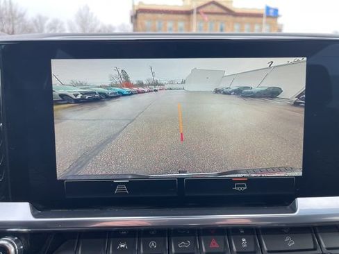 Used 2023 GMC Sierra 1500 SLT w/ SLT Premium Package image 19