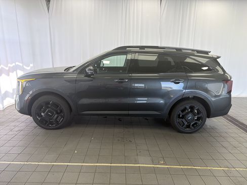 Used 2024 Kia Sorento SX AWD/4WD image 8