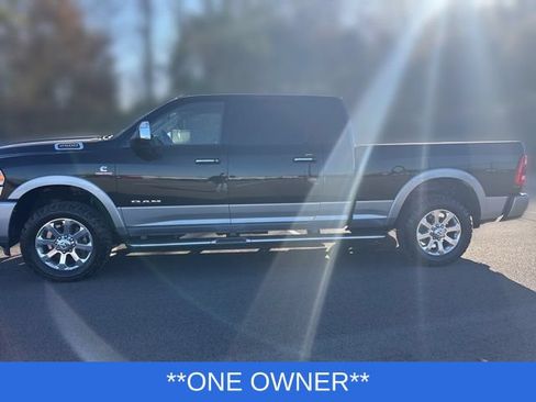Used 2022 RAM 2500 Laramie AWD/4WD image 3