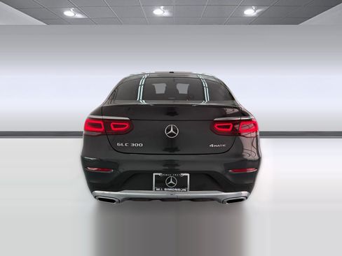 Used 2023 Mercedes-Benz GLC 300 4MATIC Coupe image 9