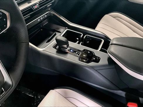 New 2026 Lexus TX 500h AWD image 8