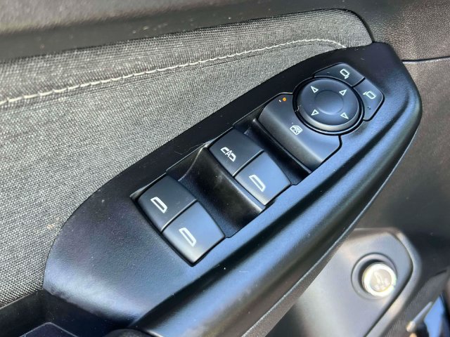 Used 2023 Chevrolet TrailBlazer ACTIV w/ Sun and Liftgate Package AWD/4WD image 17