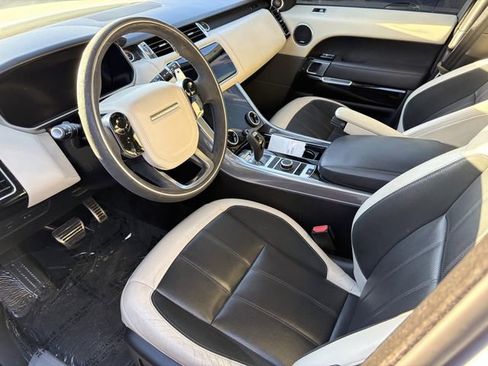 Used 2022 Land Rover Range Rover Sport HST image 5