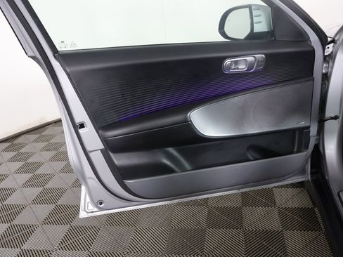 Used 2023 Hyundai Ioniq 6 Limited image 25