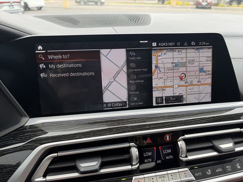Used 2021 BMW X7 M50i AWD/4WD image 22