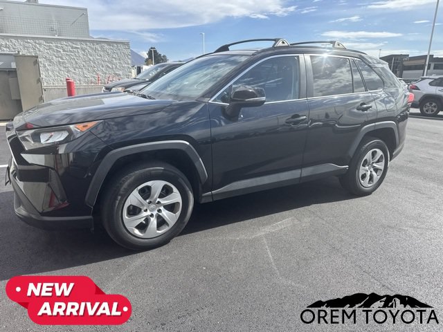 Used 2021 Toyota RAV4 LE FWD image 17
