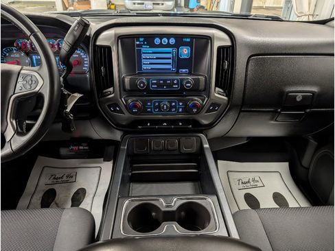 Used 2018 Chevrolet Silverado 1500 LT w/ All Star Edition image 13
