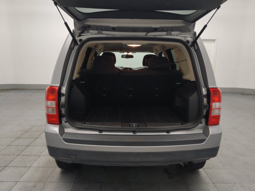 Used 2016 Jeep Patriot Sport w/ Power Value Group FWD image 29